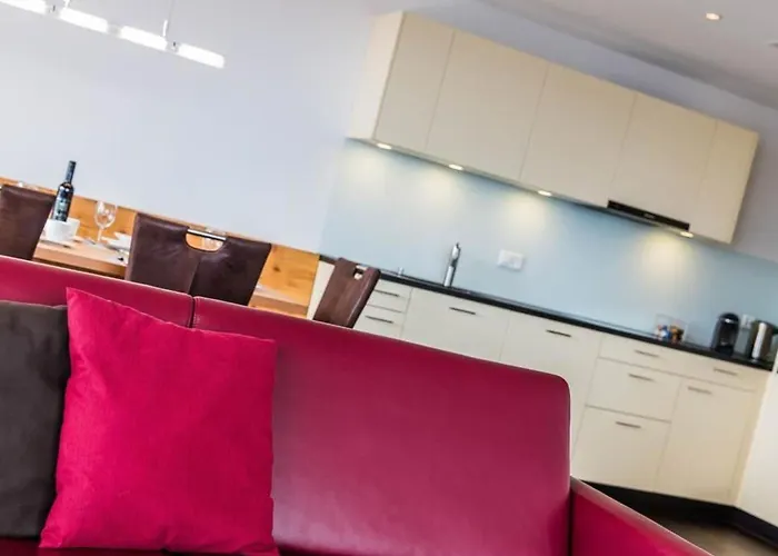 公寓 Apartmenthaus Riederhoru A 1- Og Ost By Interhome