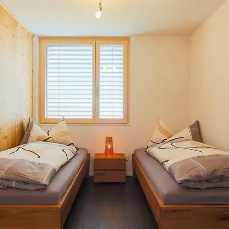 Apartmenthaus Riederhoru A 1- Og Ost By Interhome 公寓 *